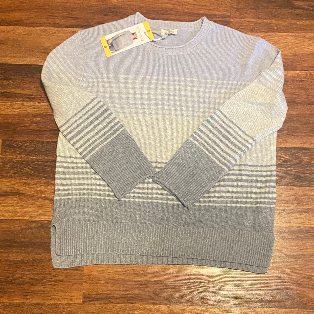 Ella Moss women’s Gray Striped Crewneck Sweater